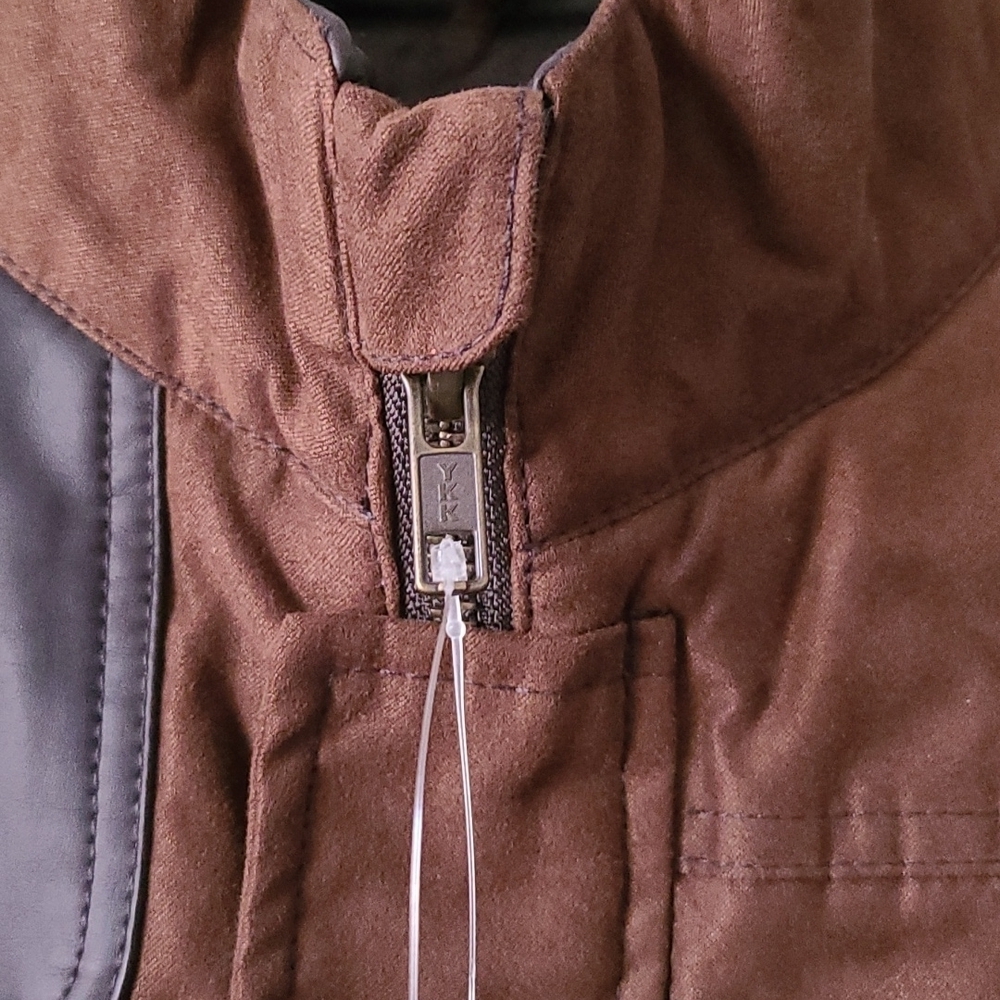 Class/Club Size 18/20 Brown Vest - Picture 5 of 8